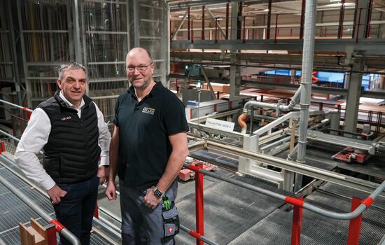 Production at the highest level: Jürgen Hennig, Machinery Team Leader (right), and LEUCO Regional Manager, Heiko Späth (left) .in the high-tech production facility of the internationally active REINHOLD KELLER Group, which relies on LEUCO tools when equipping its high-performance systems.